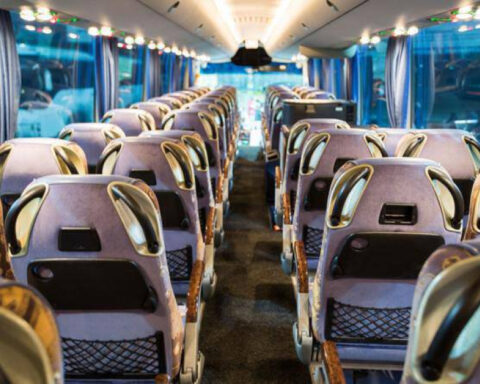 35649bcec1dcca4287ea95f27649f118 L