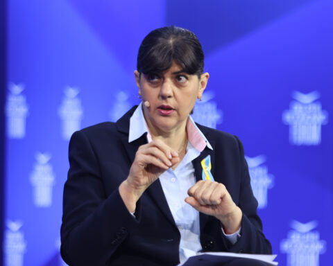 43f93c069937916f1cc8b8c91eaaa24c L