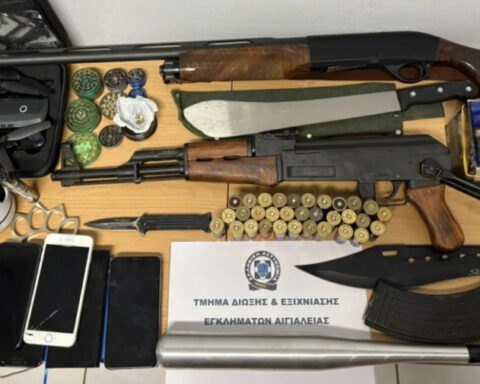 4868ed0352f4e4bca3ea28001144aa53 L