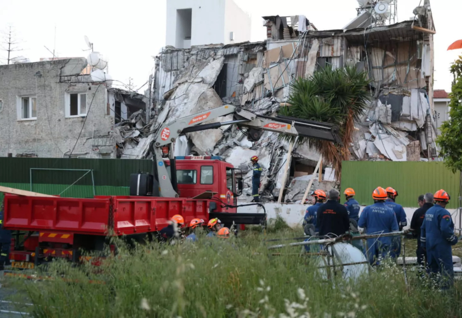 4ca6df0b42f5c5f53c7795c9009bfc06 L