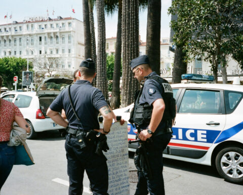 4ee624531c03dabeb84eba612a64e394 L