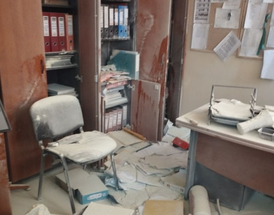 5bc84e466a73da3f9be323c6e4e76b42 L