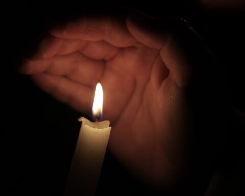 645075c1aadf49218ef93f58340c9079 L