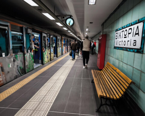 6712c92f137e864a265d3a962f6a1dc2 L