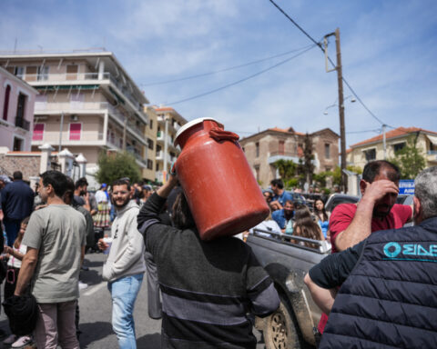 67a77b15b0f16a94529859793af7f4c1 L