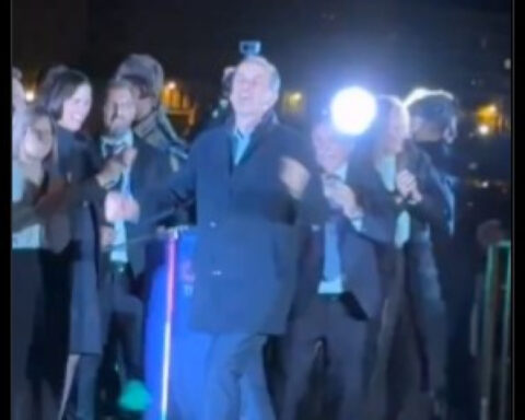 6a50020d0515fea59703b0d932a80939 L