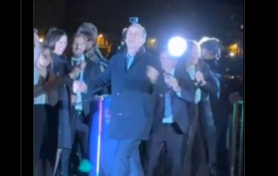 6a50020d0515fea59703b0d932a80939 L