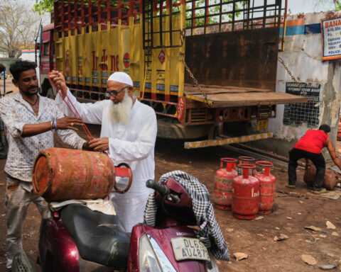 6c2007b6c5358064f188c8cc96d1b5d8 L