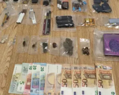 78f2d159ac1d0024112a73523fce6cd3 L