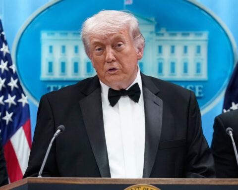 82679532824e3c21fcb19fa69d541948 L