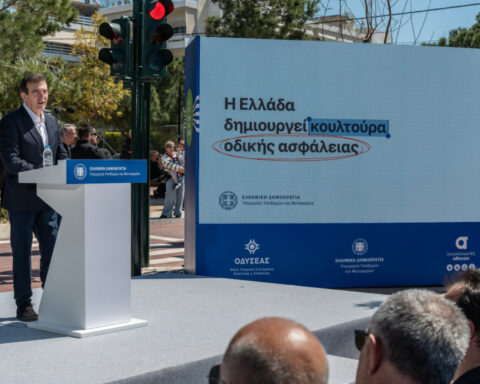 835f6194471a009835e7d518c5a5fa7d L