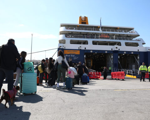 84af4440b311a0c5885d2015e3d27290 L