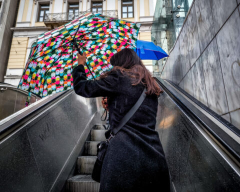 8aed63d78aac03a46cb18a22868b7e93 L