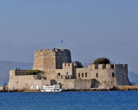 8c7899f028231b038ceed71da2ef20ad L