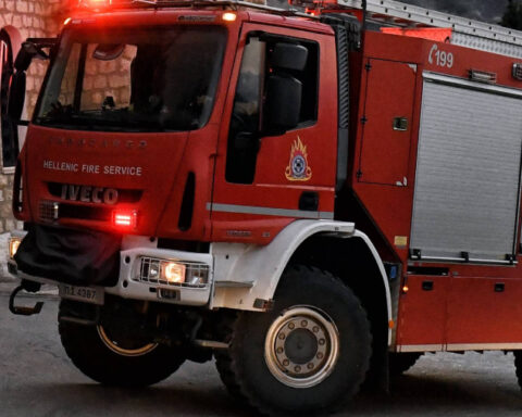 8eb2bb9e7b8edbba8696ee16dd4fef3b L