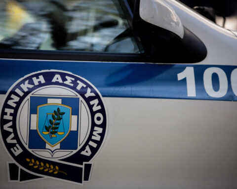 94cba57ae3354b77f19134ccc7dbcc98 L