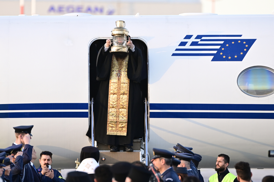 98f93368f265cd57c5f510198dc19ba8 L