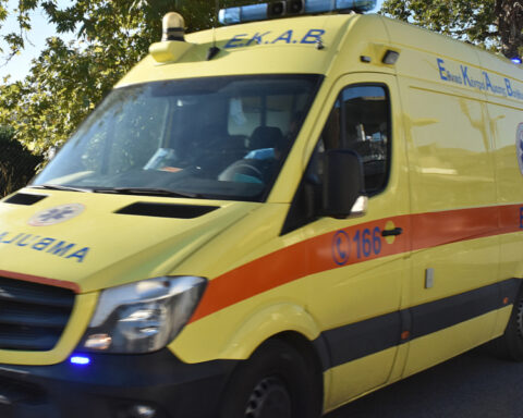 999dc56efb83de2e25566cdb16a114fe L