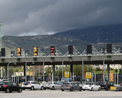 9b3bcfd2e03376c2486fa91767d9bafc L