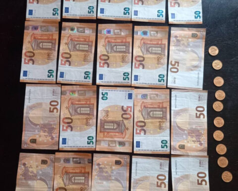 9b95535347cae7bc39665b64b1557dcf L