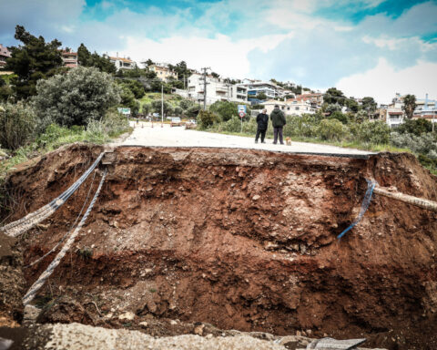 a0b73286aa03ba5953101d403cbe92af L