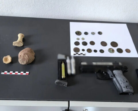 a3867a08269ffa86562098bafb1c2147 L