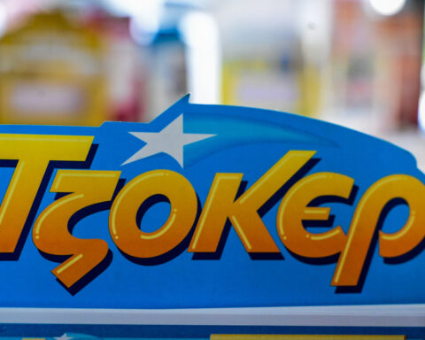 a835db8736552b256883a1c9fbdb053e L