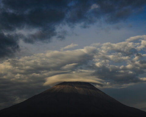 a8e0c8093c690bfc917e8b6d6618e03f L