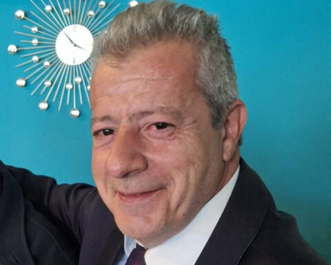 a8e5c7b6eadf400d998350c868a46f8d L