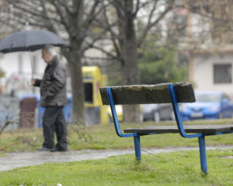 aa20b85acb522c0009c50bd4f51a4e51 L