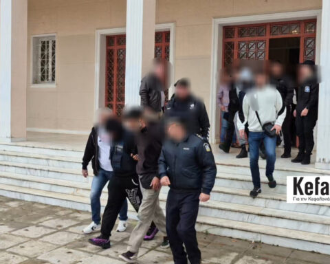 ae0c2a661870ddad4a743d1ee3da9326 L