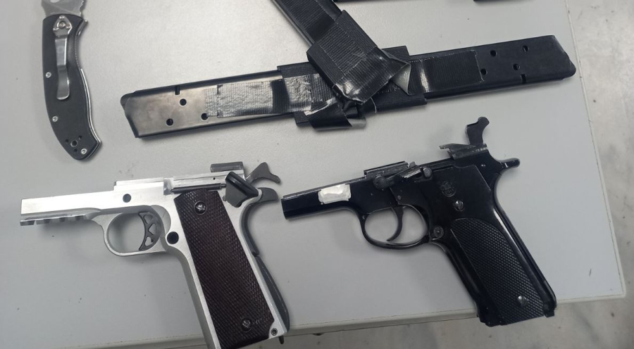 ae77124647a46250d83a8369a05411a8 L