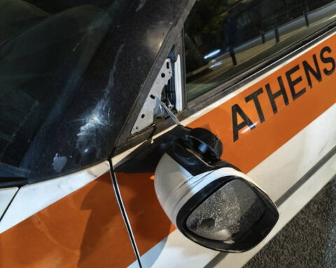 b1525a9bffbf3bc8387e5ecb9b4708e5 L