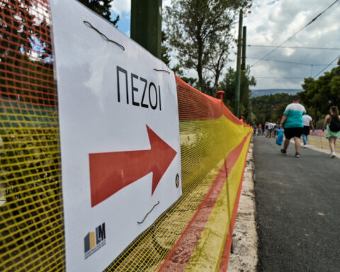 bb85bb43c531ac3c7cba94ac30eabf0a L 1