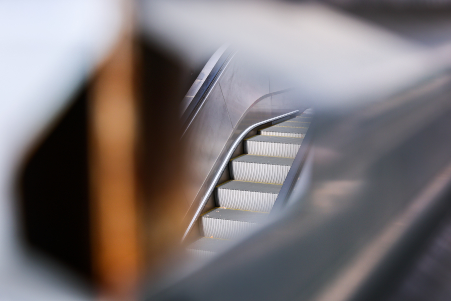 c699d3f11e8ec82bed173d624e8046a6 L