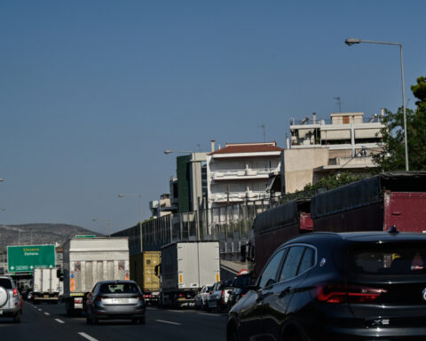 c7ec226d17ac24f44e22e0de46fac0a6 L