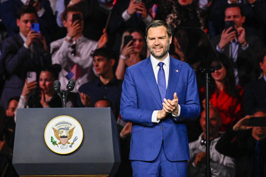 c89104cddd080a89d8b699e0b09dd38e L 3