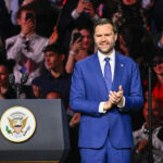 c89104cddd080a89d8b699e0b09dd38e L 4