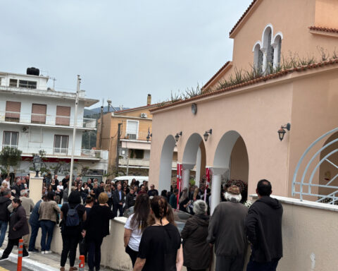 ca2eecbcc83becb25a619defab19c1f0 L