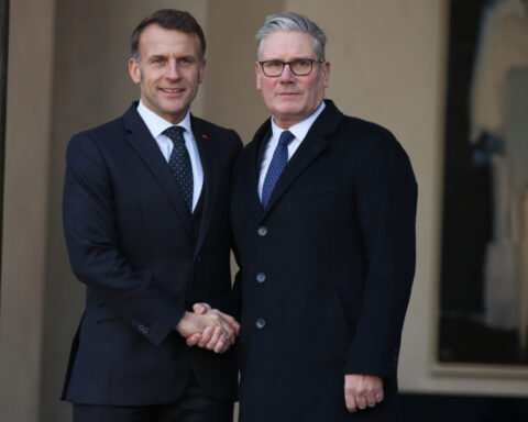 cb6790e0d8e91c7b5192bf1c2d5a8a93 L