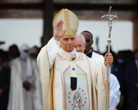 ce208ce73a3bba168675144d814e9f0a L