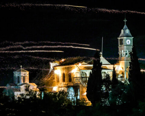 d10793cd9bf98ea73e70d7fff35d0462 L