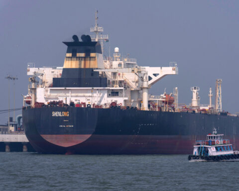 dad3529088832515ba0629fdcbd93dc2 L