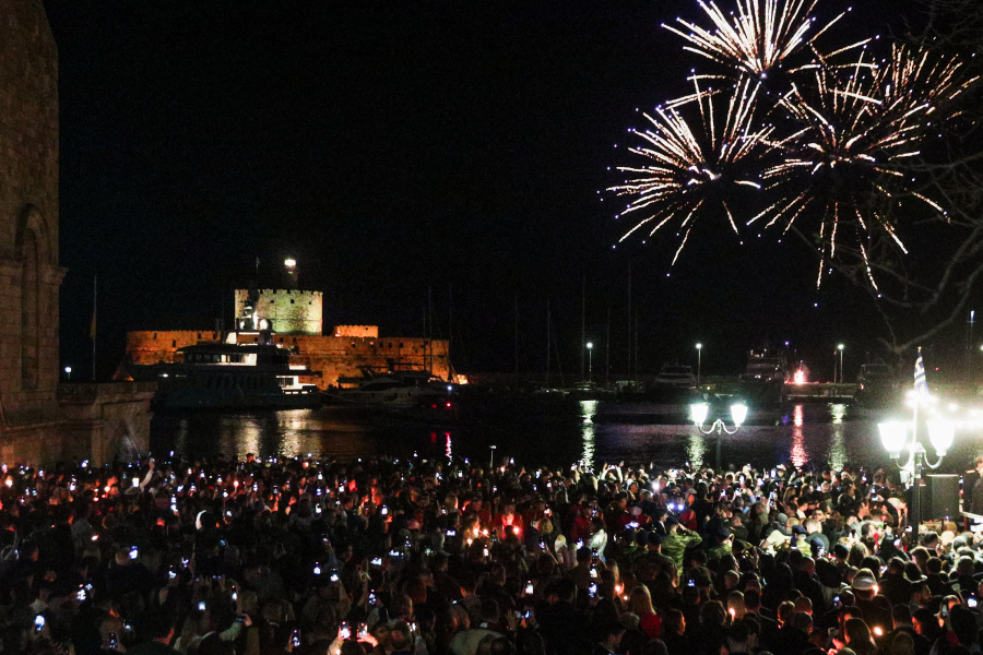 ec9809e62f1f1d4a05060ae1d3017a05 L