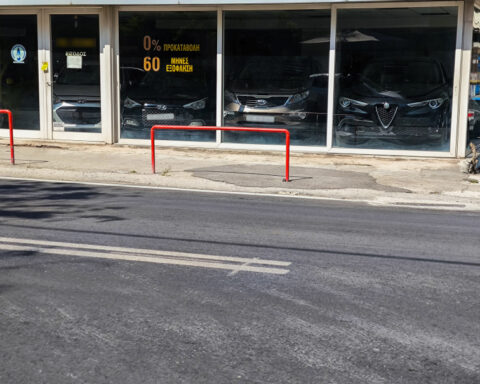 ecdd05e6d5fdb2813d71e6417f8ec1a1 L