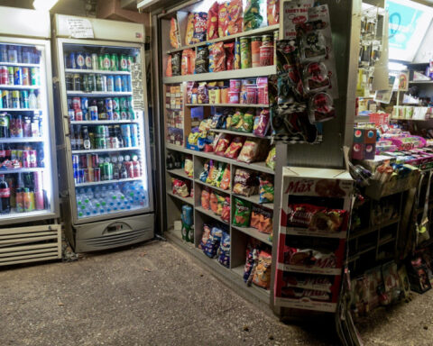 ed0ae1b03fea1e4cb04d6e2bc0a385f6 L