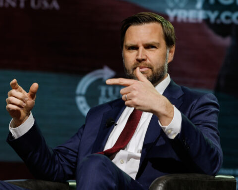 f0f64c3e870ba8d6015edba602168367 L