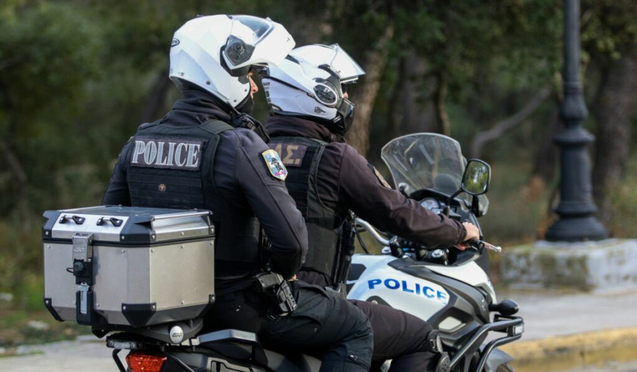 fd2c80740839b7f16cb9b16e55bf9cf9 L