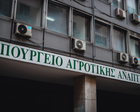 e3ef30e60a1e8d0ab0766ce1a8a01f2d L