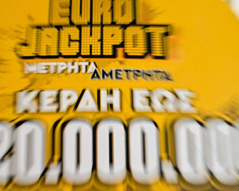 2dfef10ff7f490df7646d5a591889bca L